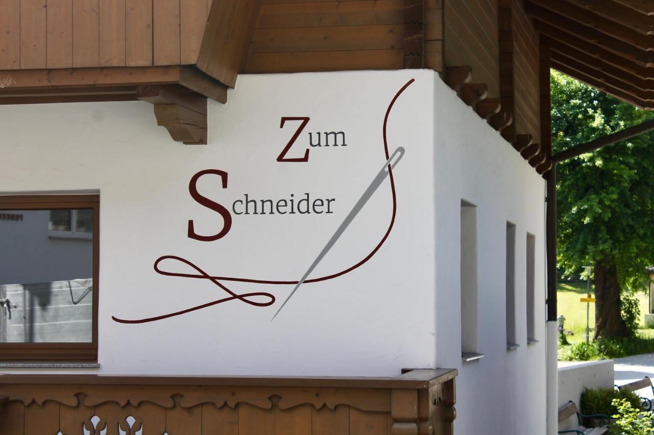 フィンケンベルク Zum Schneider Bed & Breakfast エクステリア 写真